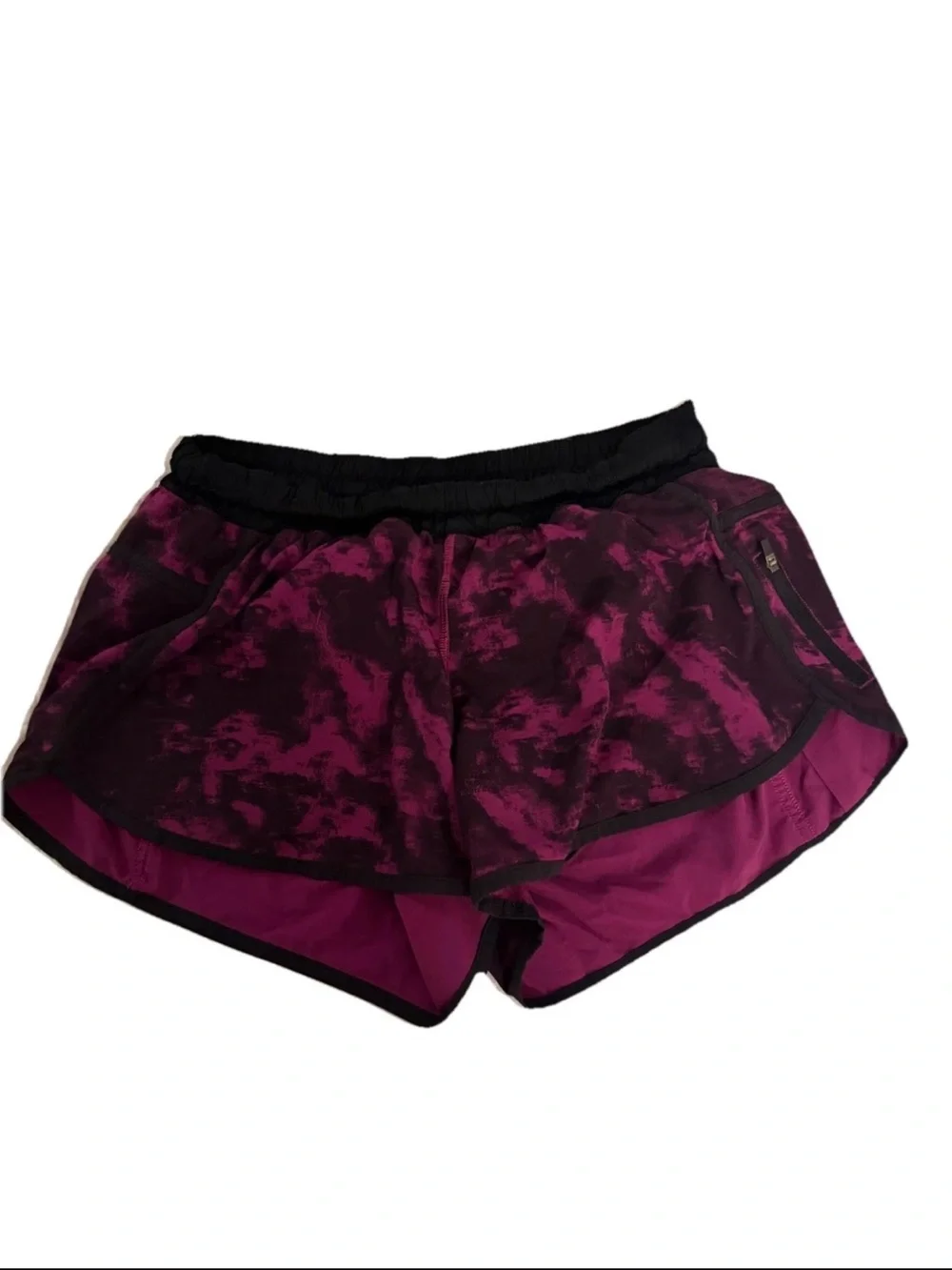 Lululemon Tracker Short III StretchBreezie Regal Plum Black / Black Size 12